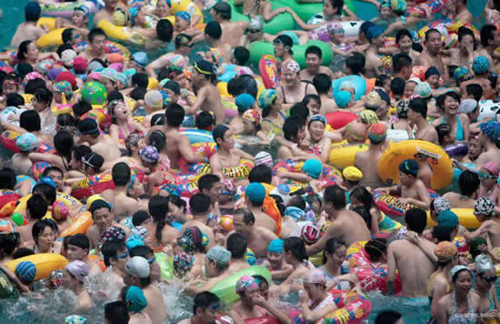 crowded-pool2.jpg